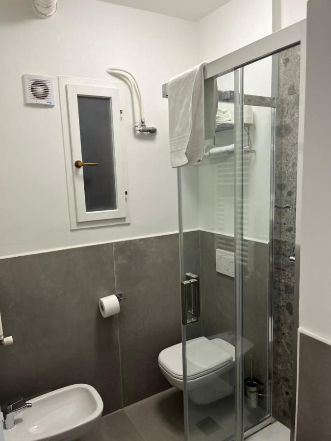 Apartment Verdi Bardolino Bagian luar foto